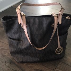 Michael Kors Jet Set Brown Bag